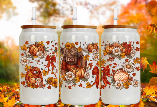 16oz White Shimmer Fall Highland Cow Glass Can